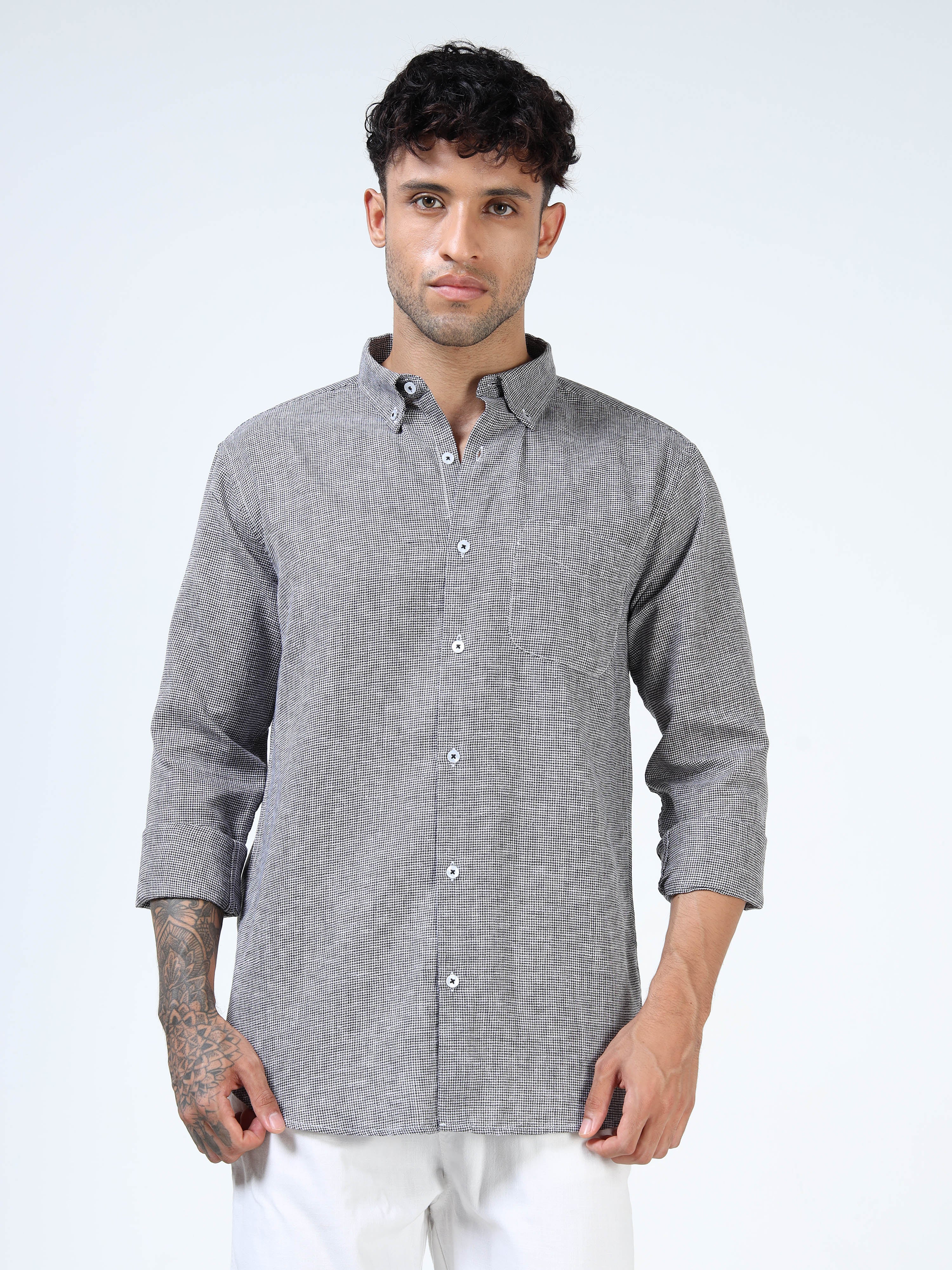 The Alpha – Black & White Houndstooth