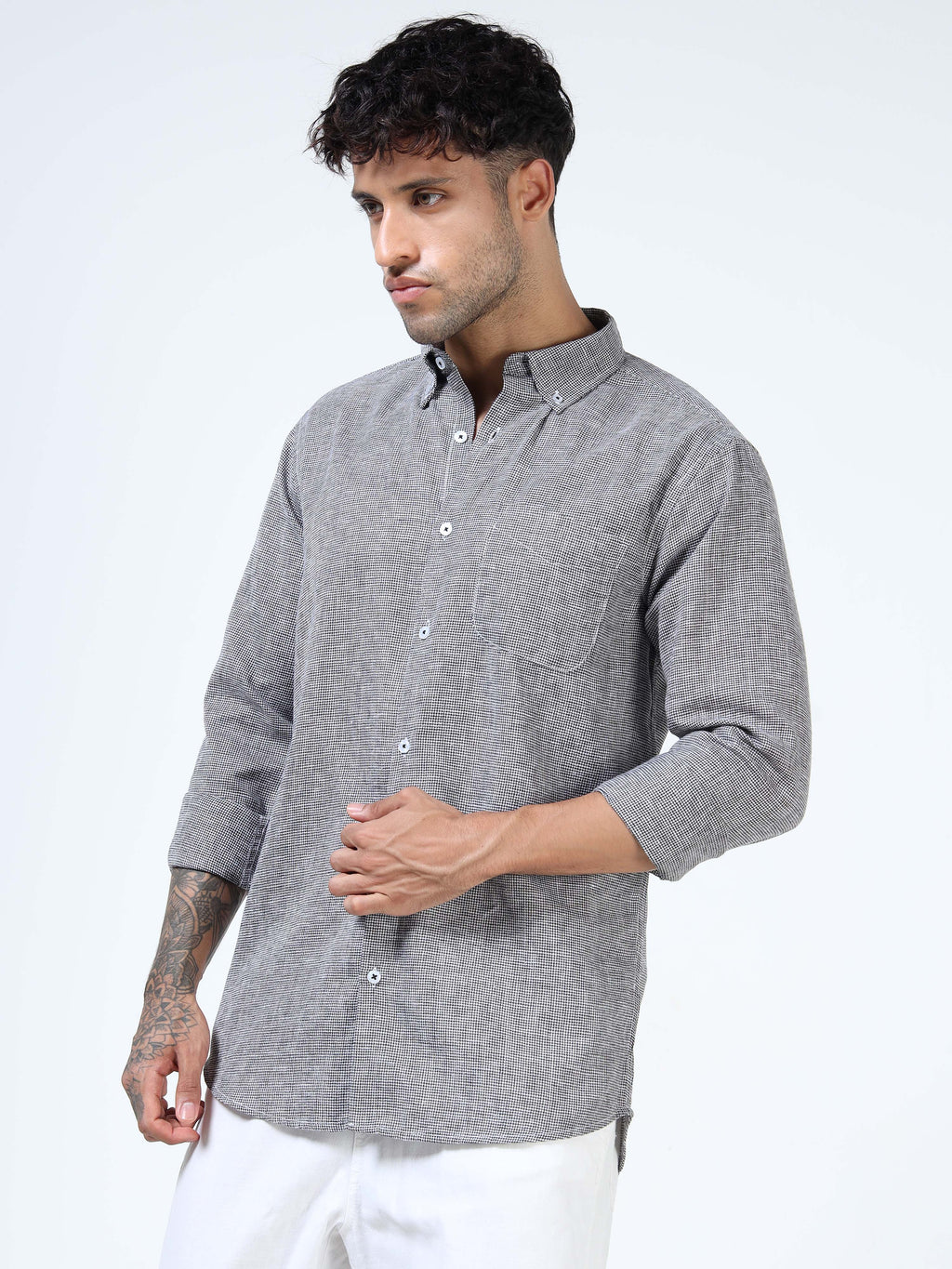 The Alpha – Black & White Houndstooth