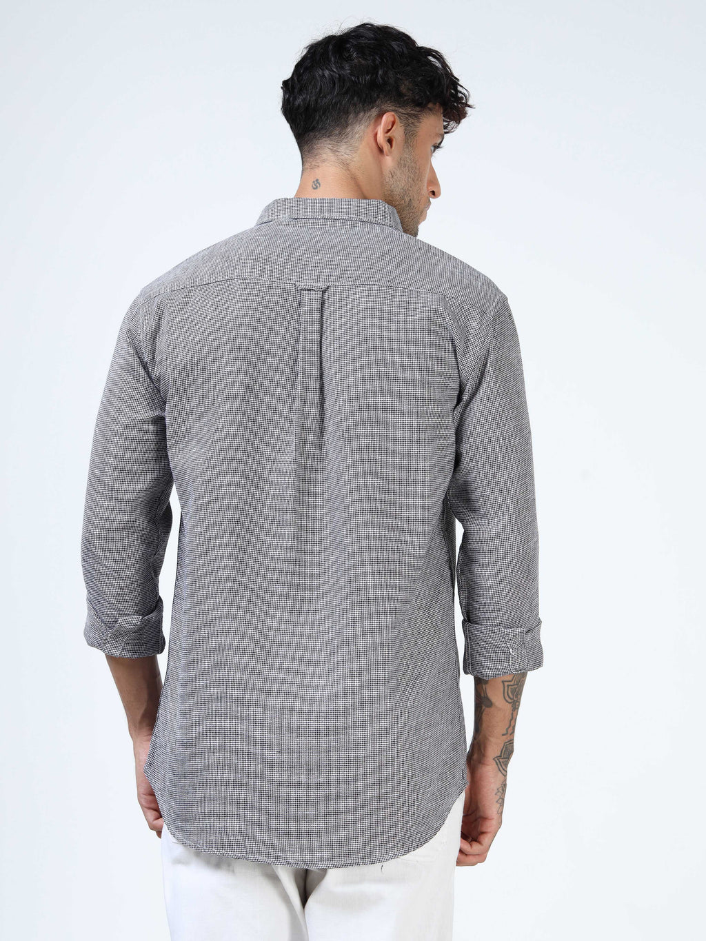 The Alpha – Black & White Houndstooth